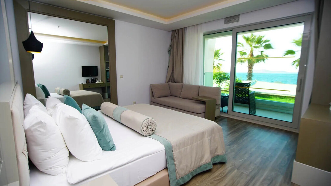 Kairaba Blue Dreams Resort & Spa